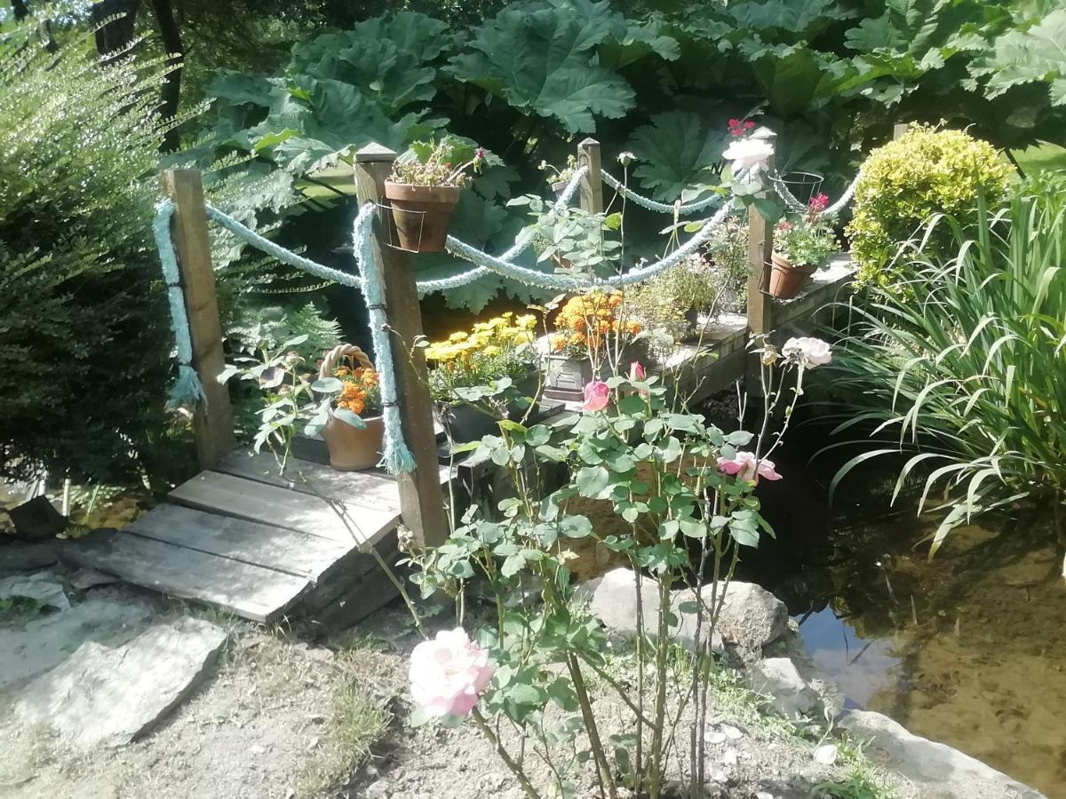 La Maison Au Bord De L'Eau Plouigneau Exteriör bild